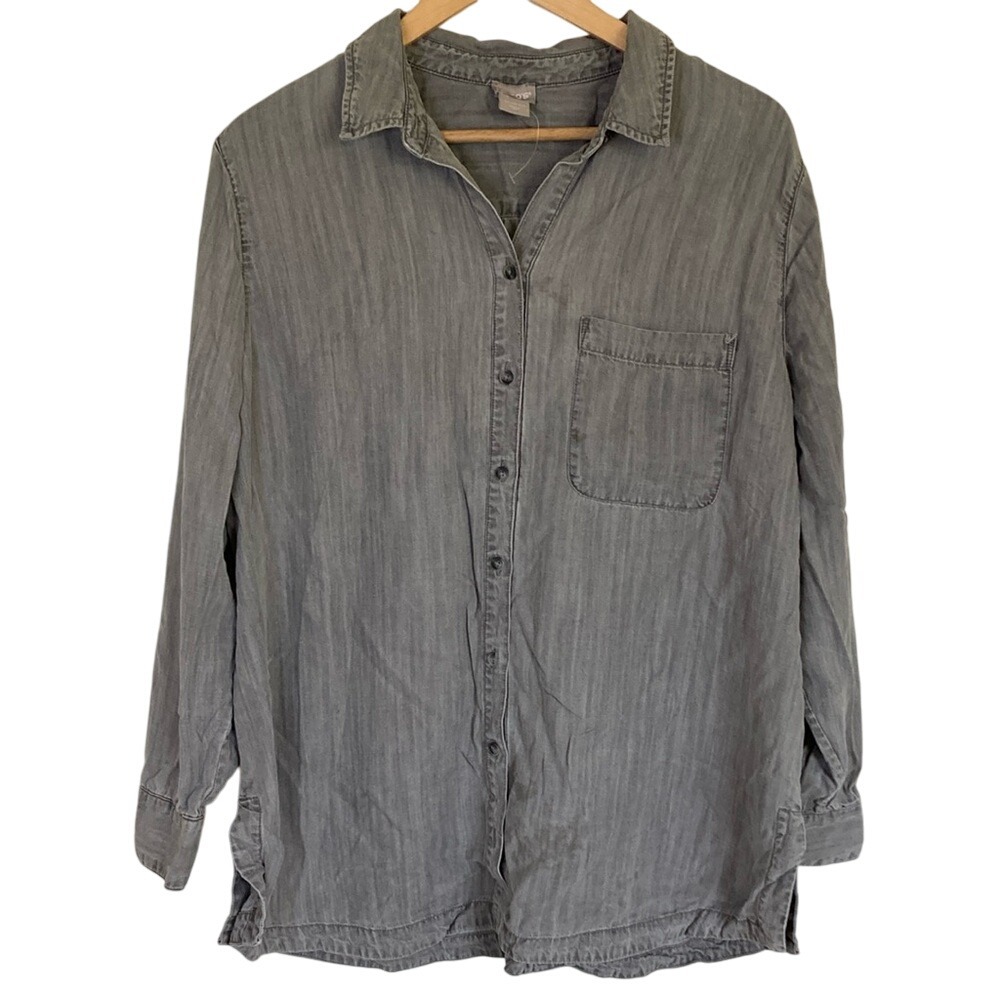 Chicos Womens‎ Grey Button Up Chambray Shirt Size XL Classic Basic Staple